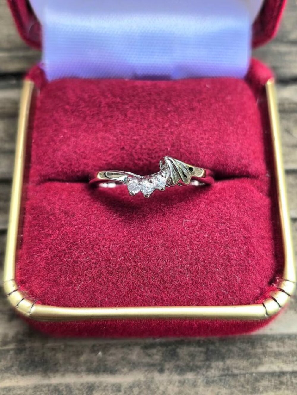 Size 7 18k Gold Plated Silver Tone Faux Diamond Ring